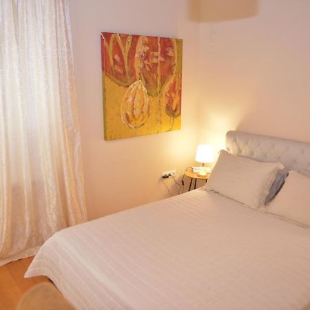 Venetian Apartments, 650M From Corfu Port Exterior photo